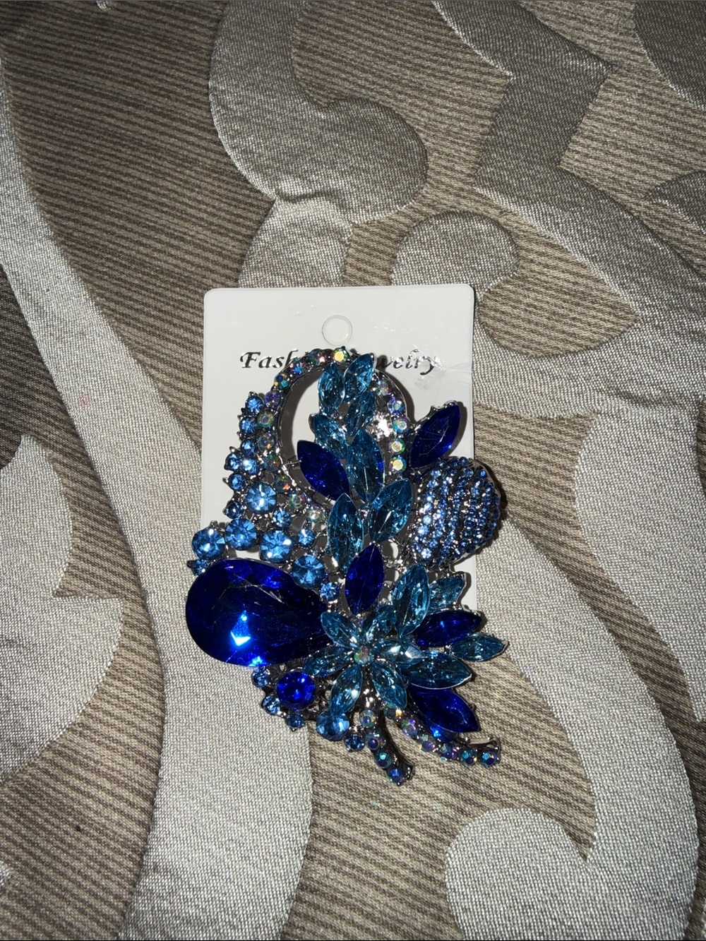 Fashion Jewelry Sapphire and Light-Blue Crystal Floral Brooch